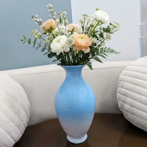 Ceramic flower vase